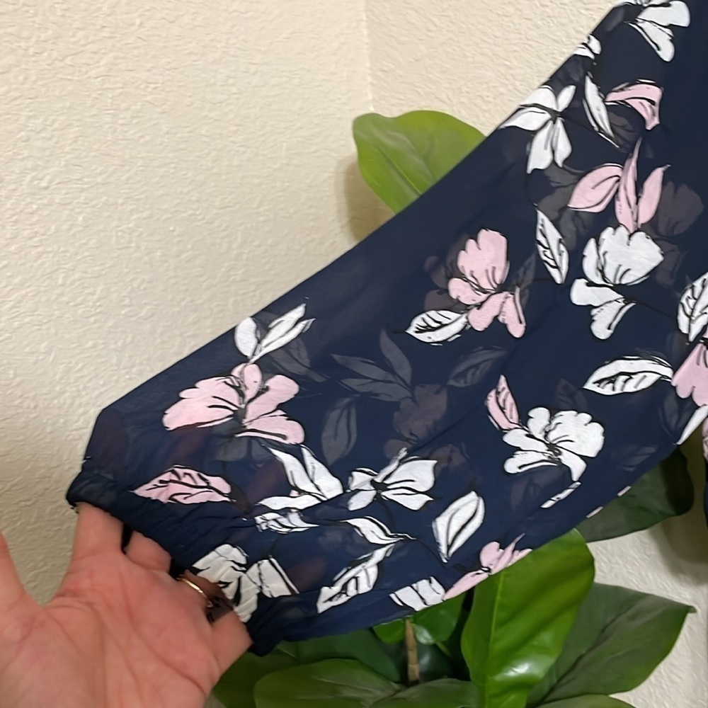 Lane Bryant floral long sleeve blouse - Picture 5 of 10